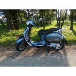 Skúter Piaggio Vespa GT...